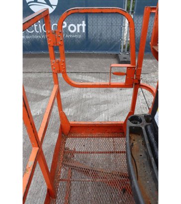 JLG E300AJP Electric Articulated Boom Lift 230kg 11.14m 2007 E300AJP 2007 2 image 13