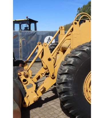 Caterpillar 930 Diesel Wheel Loader 74.6 kW 1981 930 1981 2 Wheel Loaders image 13