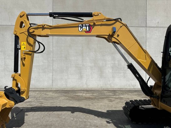 Midi excavator Caterpillar 305.5E2 Diesel 2018 305.5E2 2018 2 Crawler Excavators image 28