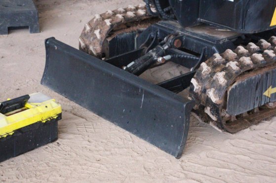 Mini Excavator AGT Industrial QH13R Diesel 2024 New AGT Industrial QH13R 2024 1 image 28