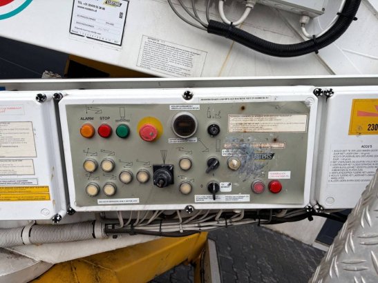 Custers Trailer-mounted Aerial Platform 0R20B 200kg 20m 2001 custers 0R20B 2001 2 image 13