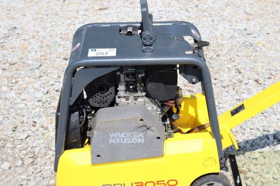 Vibratory Plate Wacker Neuson DPU3050 Diesel 2017 Neuson DPU3050 2017 2 image 13