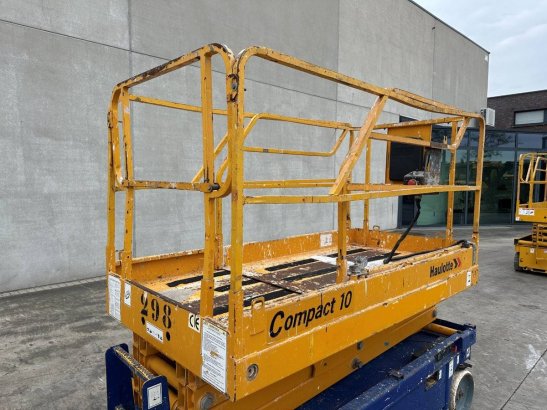 Scissor lift Haulotte Compact 10 Electric 2002 Haulotte Compact 10 2002 2 Scissor Lifts image 43