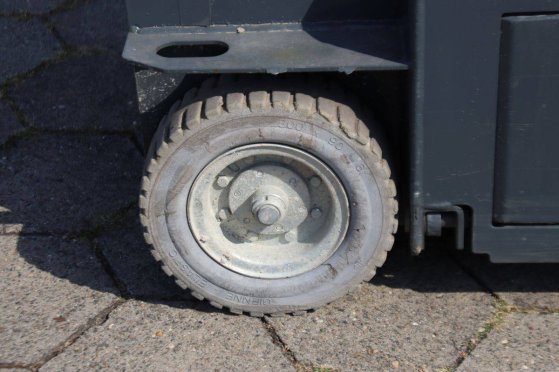 Mast lift Braviisol Lui Mini HD Electric 180kg 4.9m 2016 Braviisol Lui Mini HD 2016 2 image 13