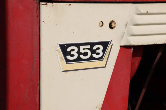 Mini tractor MC Cormick 353 Diesel 38hp 1972 Mc Cormick 353 1972 2 image 13