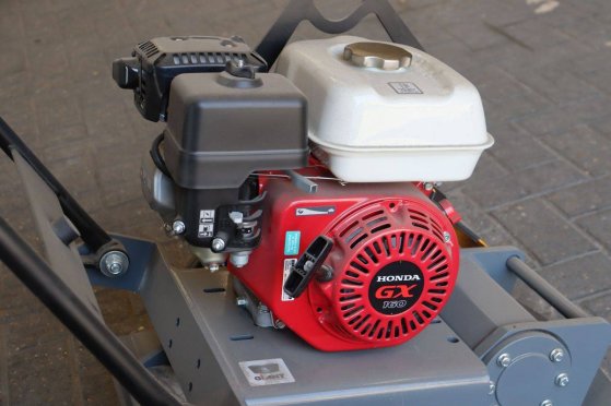 Giant GP1950G Petrol Vibratory Plate 2025 Giant GP1950G 2025 2 image 13