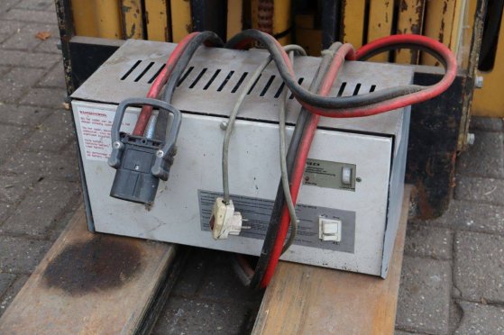Stacker ICEM IE16-400DS Electric 1600kg 4.0m 1996 Icem IE16-400DS 1996 2 image 13