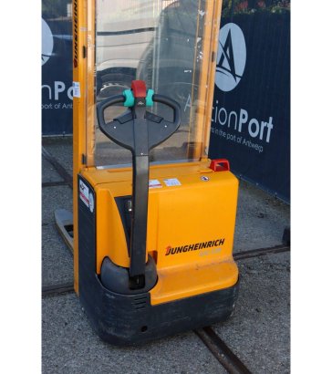 Stacker Jungheinrich EJC 110 Electric 1600kg 3.0m 2008 EJC 110 2008 2 image 13