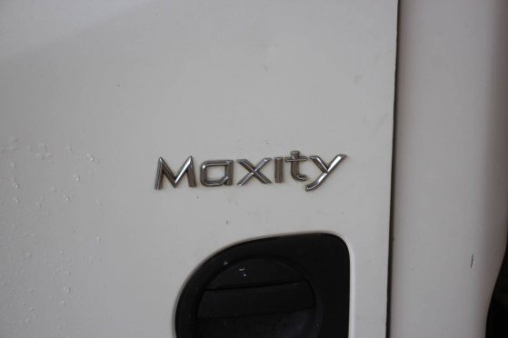 Truck mounted aerial platform Renault Maxity 120DXI Diesel 20.2m 2016 Maxity 120 DXI 2 image 13