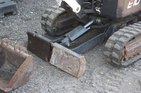Mini excavator Bobcat E10Z Diesel 2019 E10Z 2019 2 image 13