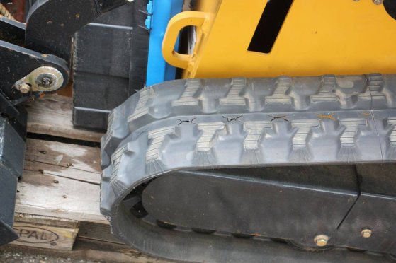 Skid Steer Loader Heavy Industry Machinery T360 Petrol 2025 Heavy Industry Machinery T360 2025 2 image 13