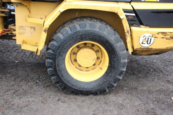 Caterpillar 908 Diesel 61kW Wheel Loader 2001 908 2001 2 image 13
