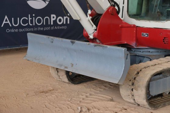 Crawler excavator Takeuchi TB150C Diesel 27.3kW 2012 TB150C 2012 2 Crawler Excavators image 13