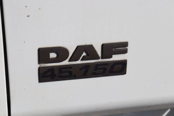 DAF AE45BF Diesel 150hp 2005 Refrigerated Truck (Margin) AE45BF 2005 2 Refrigerated vans image 13