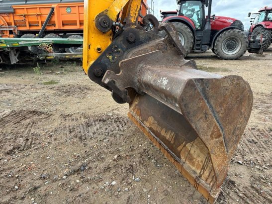 Crawler excavator JCB JZ140 LC Diesel 2016 JZ 140 LC 2016 2 Crawler Excavators image 13