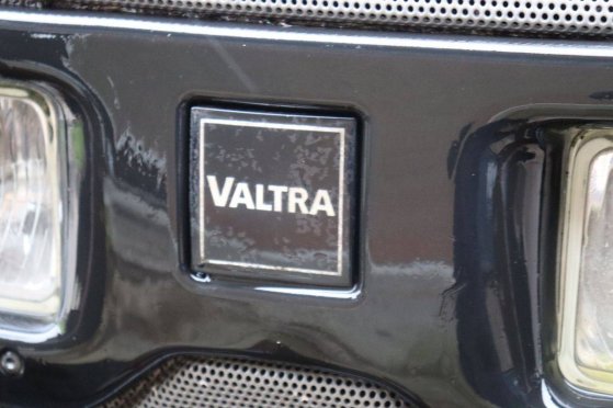 Tractor Valtra Valmet 8350 Diesel 2000 Valtra 8350 2000 2 image 28