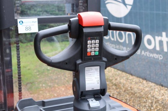 Toyota SPE200DN Electric Stacker 2000kg 2.1m 2020 SPE200DN 2020 2 image 13