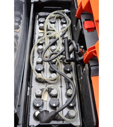 Toyota SWE140 Electric Stacker 1400kg 3.25m 2017 SWE140 2017 2 image 28