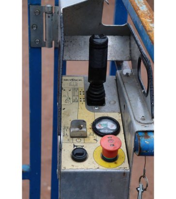 SkyJack SJ12 Electric Mast Lift 5.66m 2015 Skyjack SJ 12 2015 2 image 14