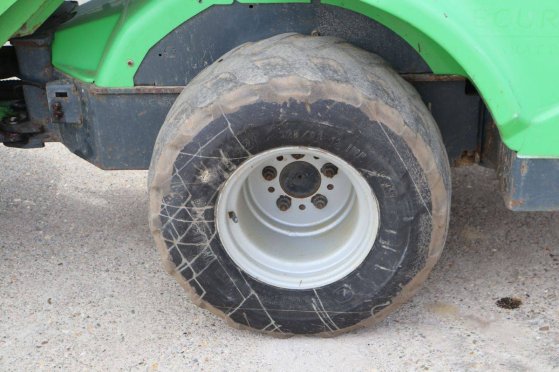 Articulated loader Avant M745 Diesel 36kW 2015 M745 2015 2 Wheel Loaders image 14