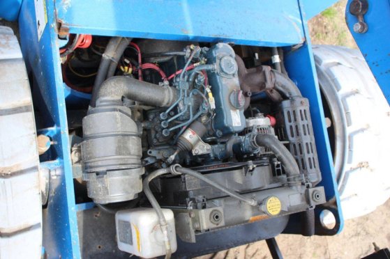 Nifty HR15 NDE Articulated Boom Lift Electric+Diesel 15.5m 2011 Nifty HR15 NDE 2011 2 image 14