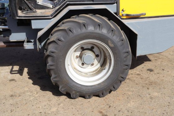 Giant V6001T-CAB Diesel Wheel Loader 44kW 2006 Giant V6001T-CAB 2006 2 Wheel Loaders image 14