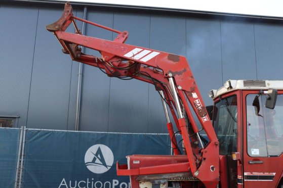 Tractor International 845AXL Diesel 60kW 1982 (Margin) International 845AXL 1982 2 image 14