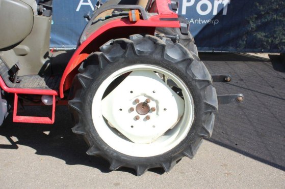 Yanmar F-200D Diesel 20HP Mini Tractor with Front Loader F-200D 2 image 14
