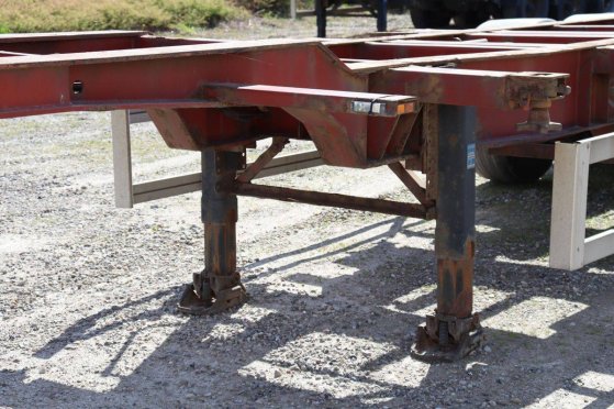 Container chassis HFR 40000kg 2011 HFR 2011 2 image 14