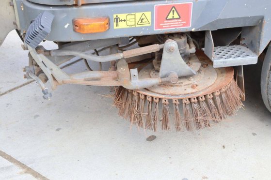 Sweeper Ravo 540 Diesel 2008 Ravo 540 2008 2 image 14