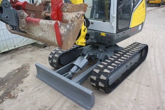 Mini excavator Wacker Neuson ET24 Diesel 13.4kW 2016 Neuson ET24 2016 2 image 14