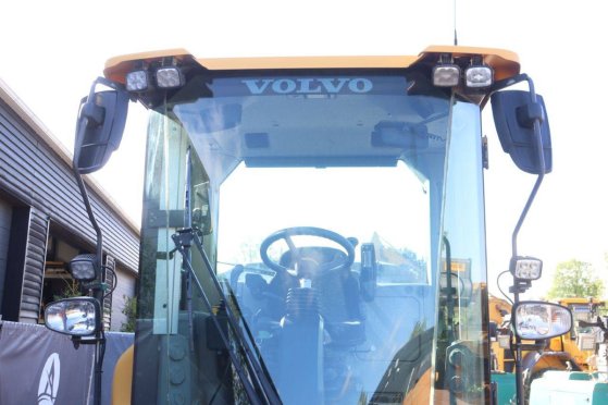 Soil roller Volvo SD135B Diesel 2019 SD135B 2019 2 image 14