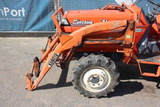Kubota ZL1-255 Mini Tractor Diesel 24 hp with front loader ZL1-255 2 image 14