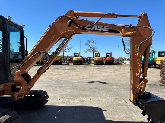 Crawler excavator Case CX55B Diesel 2010 CX55B 2010 2 Crawler Excavators image 14