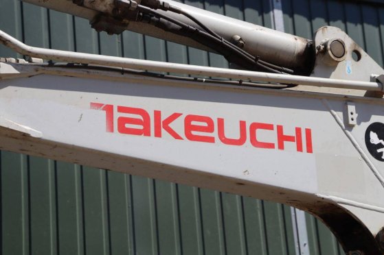 Crawler excavator Takeuchi TB235 Diesel 22kW 2014 TB235 2014 2 Crawler Excavators image 14