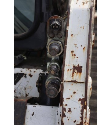 Skid steer loader Bobcat T190 Diesel 2011 T190 2011 2 image 14
