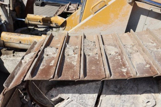 Bulldozer Caterpillar D5H LGP Series II Diesel 1994 D5H LGP Series II 1994 2 Dozers image 14