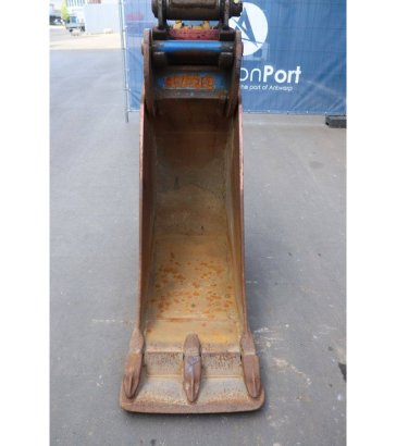 Tire crane Komatsu PW 148-8 Diesel 90kW 2011 915 2011 2 Wheeled Excavators image 14