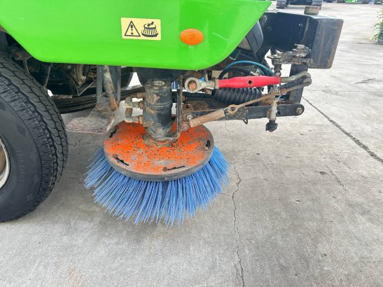 Sweeper Scarab Diesel 2010 Onbekend 2010 2 image 44