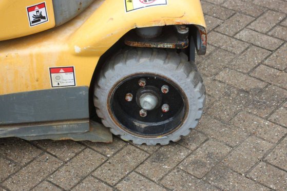 Haulotte Star 10 Electric Mast Lift 200kg 10m 2014 Haulotte Star 10 2014 2 image 14