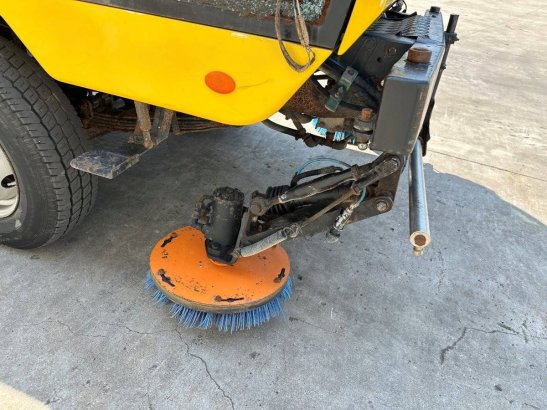 Sweeper Scarab Diesel 2009 Scarab 2009 2 image 14