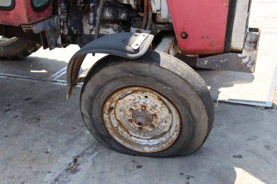 Tractor Massey Ferguson 565 Diesel 65hp 1979 (Marge) Massey Ferguson 565 1979 2 image 14