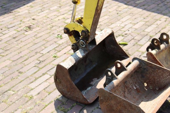 Mini excavator Ammann Yanmar SV05 Diesel 5kW 2004 (Margin) SV05 2004 2 image 14