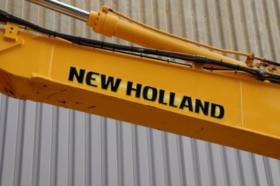 New Holland Kobelco E135BSR-2 Crawler Excavator Diesel 69.2kW 2008 Kobelco E135BSR-2 2008 2 Crawler Excavators image 14