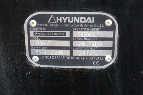 Hyundai R60-7 Diesel Crawler Excavator 2011 R60-7 2011 2 Crawler Excavators image 14