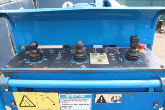 Articulating boom lift Genie Z-45/25 Diesel 227kg 15.9m 2006 Z-45/25 2006 2 image 14