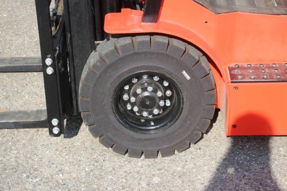 Forklift EP Equipment EFL181 Electric 1800kg 4.8m 2024 EP Equipment EFL181 2024 2 Forklift image 14