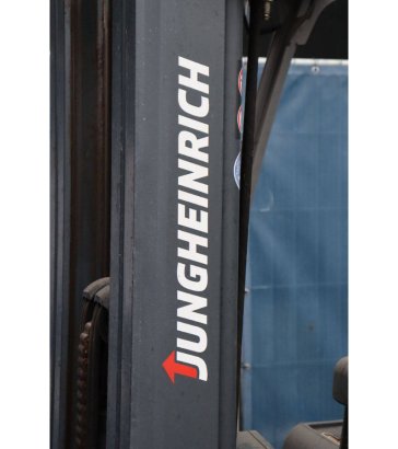 Forklift Jungheinrich EFG 216 440DZ Electric 1600kg 4.4m 2016 EFG 216 440DZ 2016 2 Forklift image 14