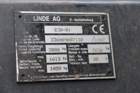 Linde E30-01 Electric Forklift 3000kg 5.2m 1997 E30-01 1997 2 Forklift image 14