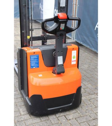 Stacker BT SWE140L Electric 1400kg 2.65m 2015 BT SWE140L 2015 2 image 14